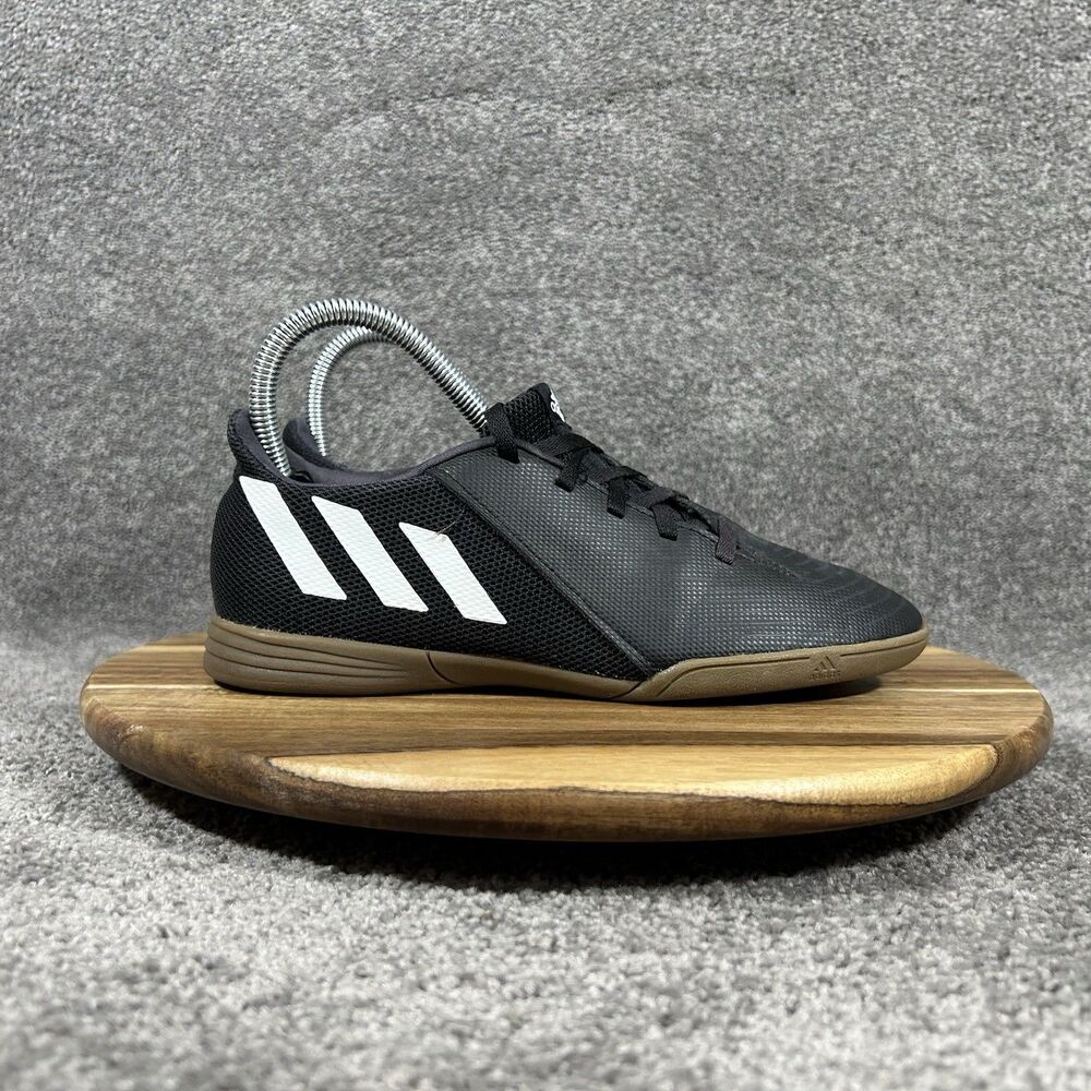 Adidas Predator Edge 4 GZ2900 Youth Boy's Size 6 Black Indoor Soccer Shoes Used